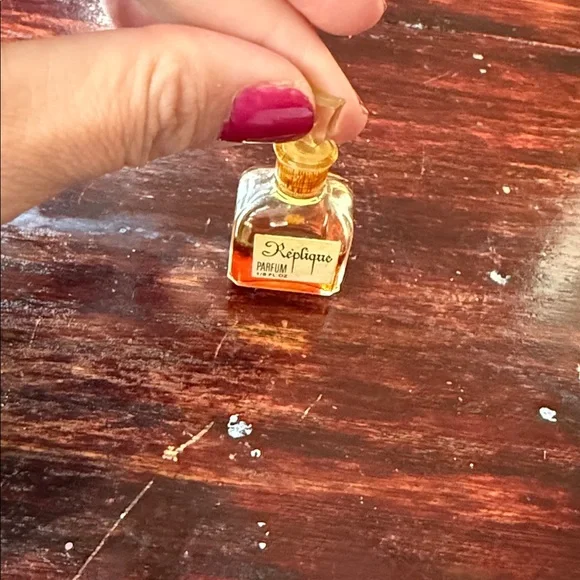 Vintage perfumes 1930s-1950s lot of 5 bottles